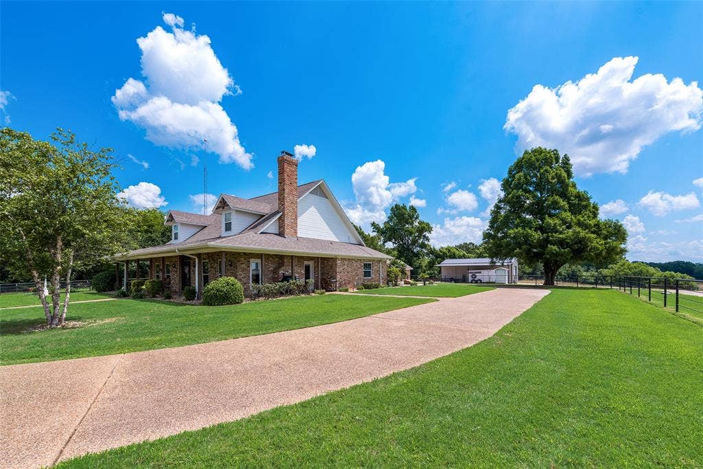 669 Vz County Road 2316, Canton, TX 75103