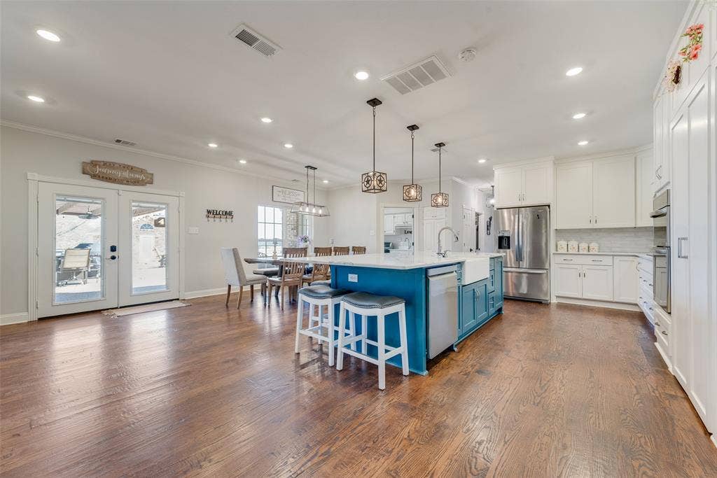 669 Vz County Road 2316, Canton, TX 75103