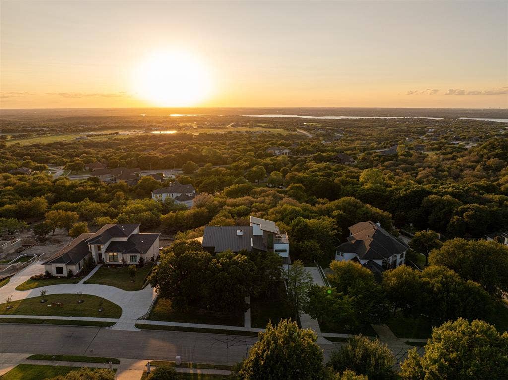 1339 Overlook Circle, Cedar Hill, TX 75104