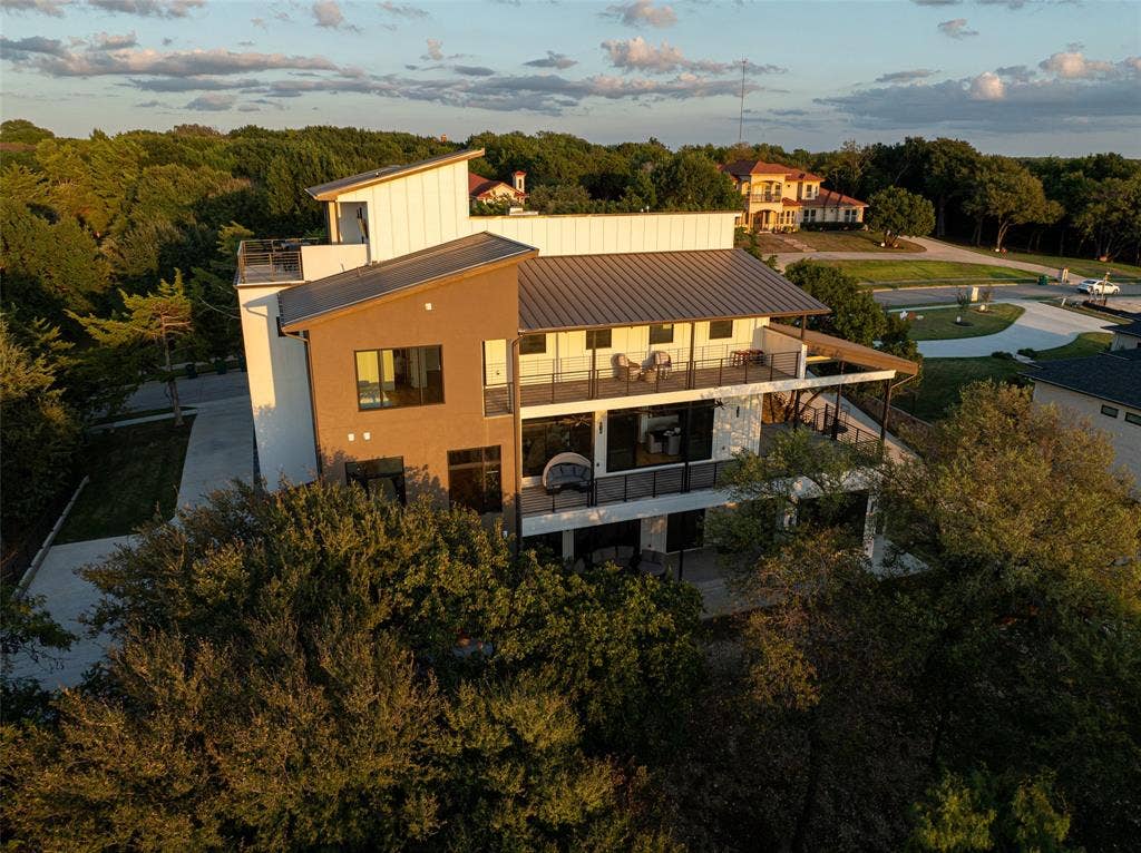 1339 Overlook Circle, Cedar Hill, TX 75104