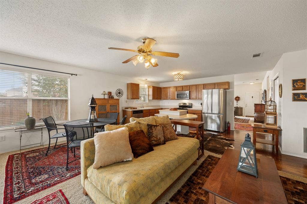 126 Southwood Drive, Rockwall, TX 75032
