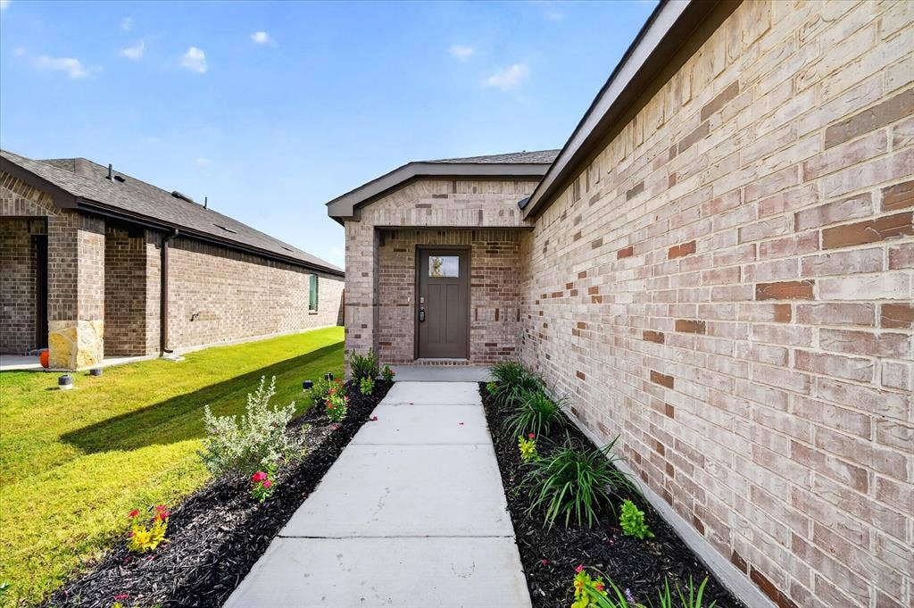 1807 Teton River Drive, Blue Ridge, TX 75424