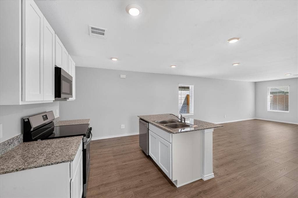 1807 Teton River Drive, Blue Ridge, TX 75424