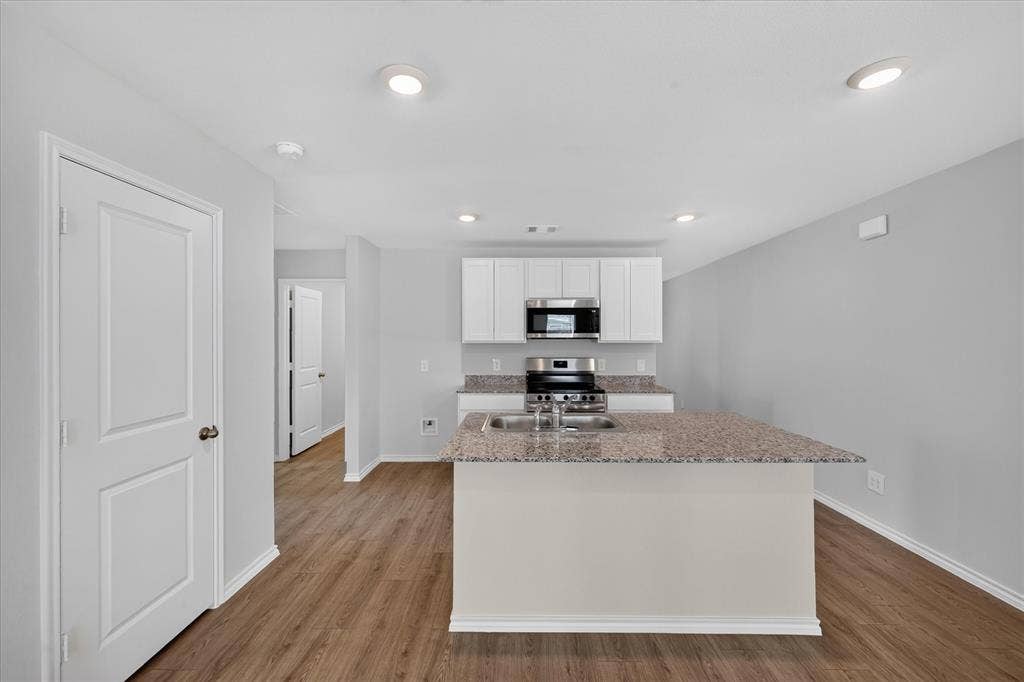 1807 Teton River Drive, Blue Ridge, TX 75424