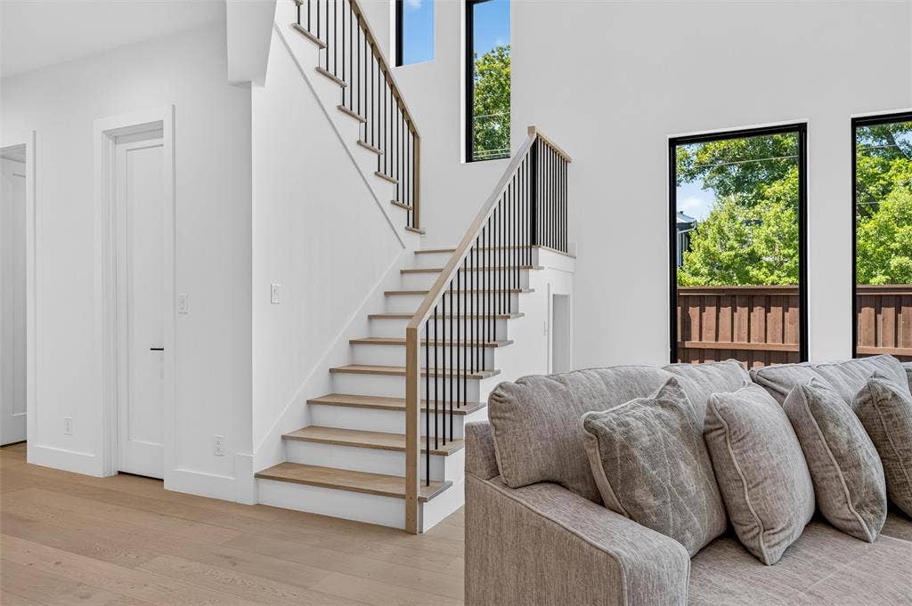 5803 Velasco Avenue, Dallas, TX 75206