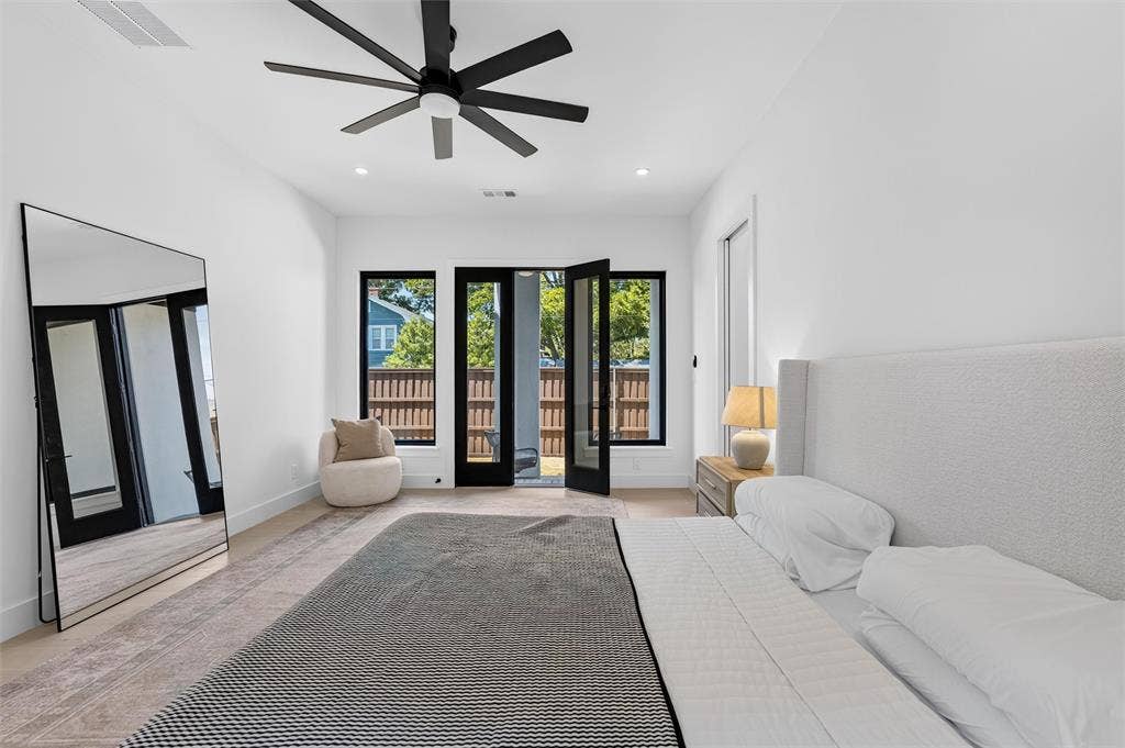 5803 Velasco Avenue, Dallas, TX 75206