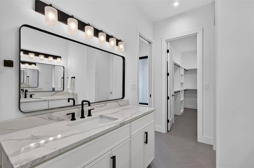 5803 Velasco Avenue, Dallas, TX 75206