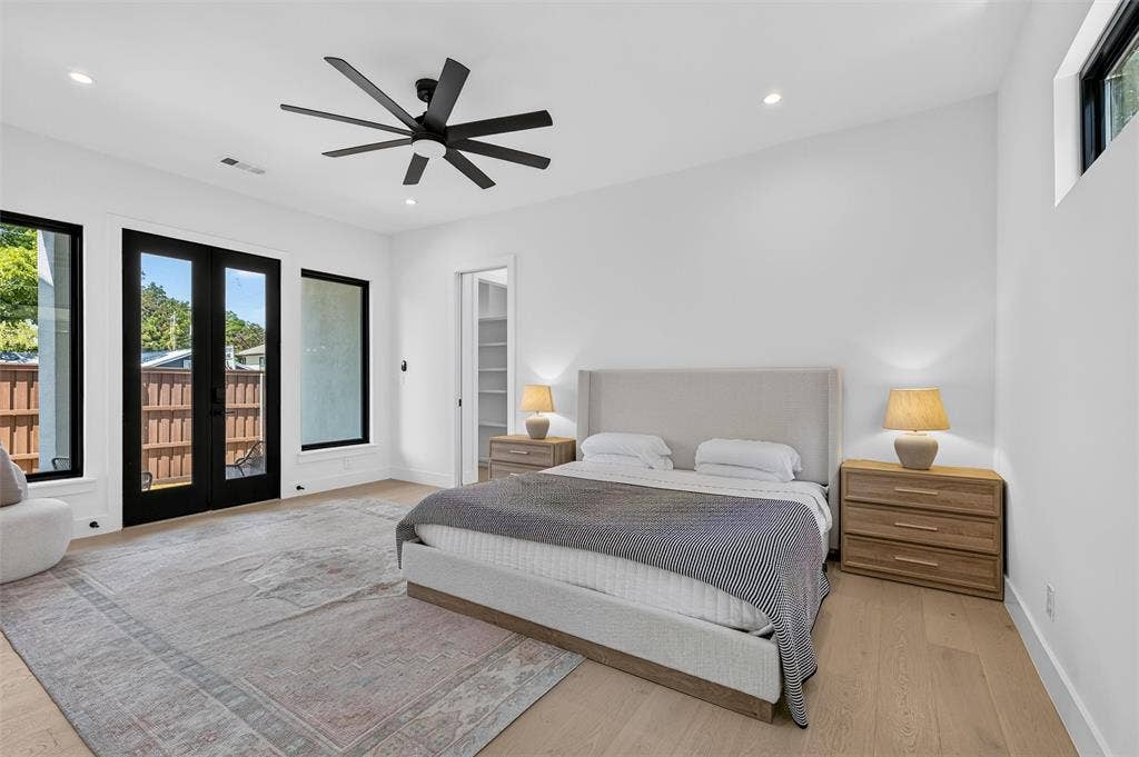 5803 Velasco Avenue, Dallas, TX 75206