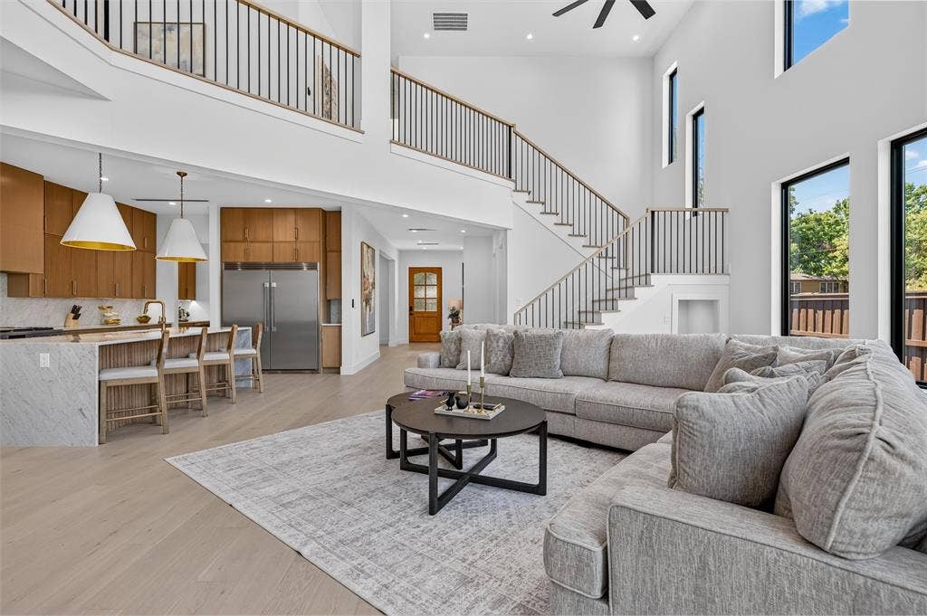 5803 Velasco Avenue, Dallas, TX 75206