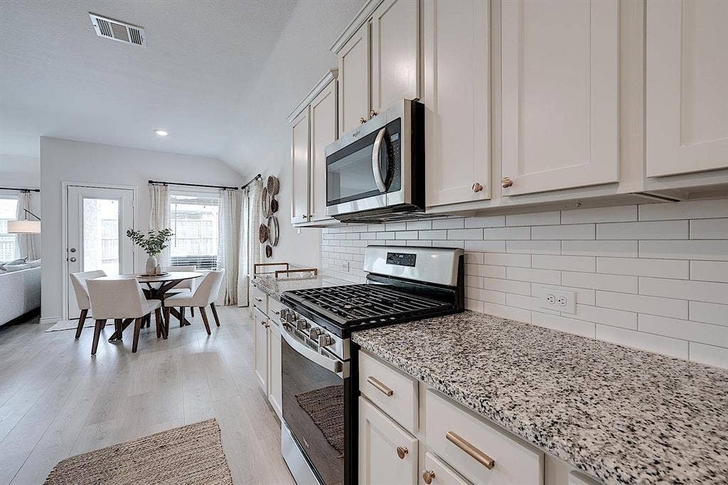 114 Colony Way, Fate, TX 75189