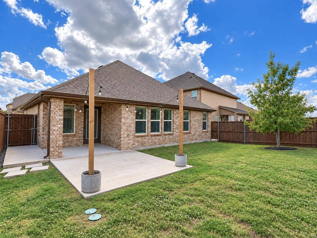 114 Colony Way, Fate, TX 75189