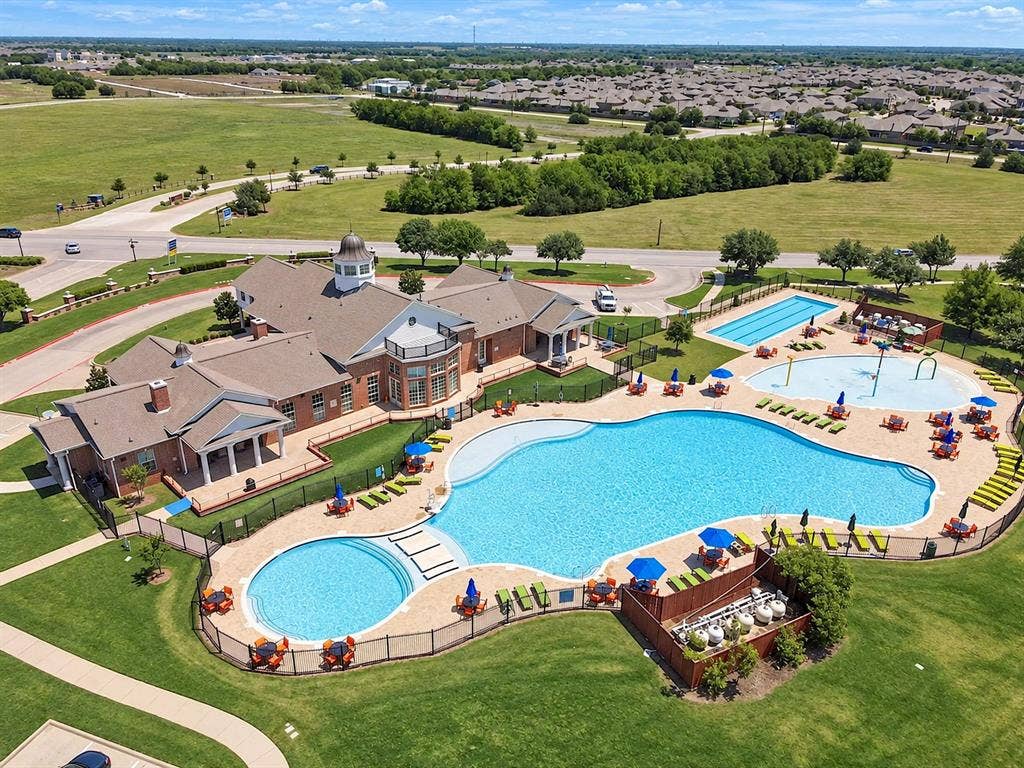114 Colony Way, Fate, TX 75189