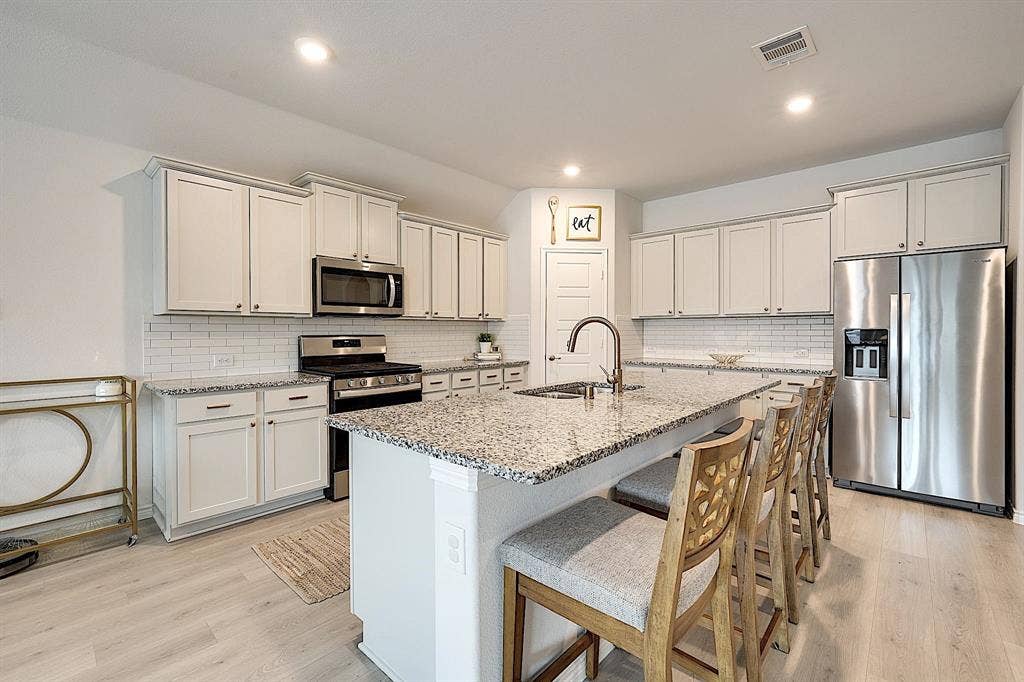 114 Colony Way, Fate, TX 75189