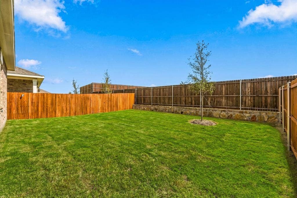 2210 Burnwood Street, Melissa, TX 75454 2210 Burnwood Street, Melissa, TX 75454