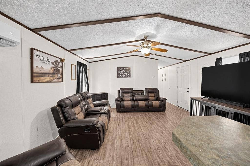 168 Private Road 21146, Aquilla, TX 76622