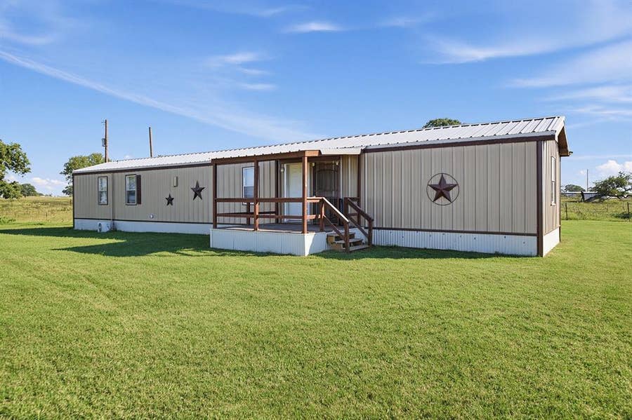 Property photo for 168 PR 21146, Aquilla, TX