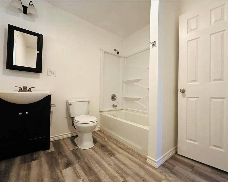231 W Hull Street, #F, Denison, TX 75020 231 W Hull Street, #F, Denison, TX 75020