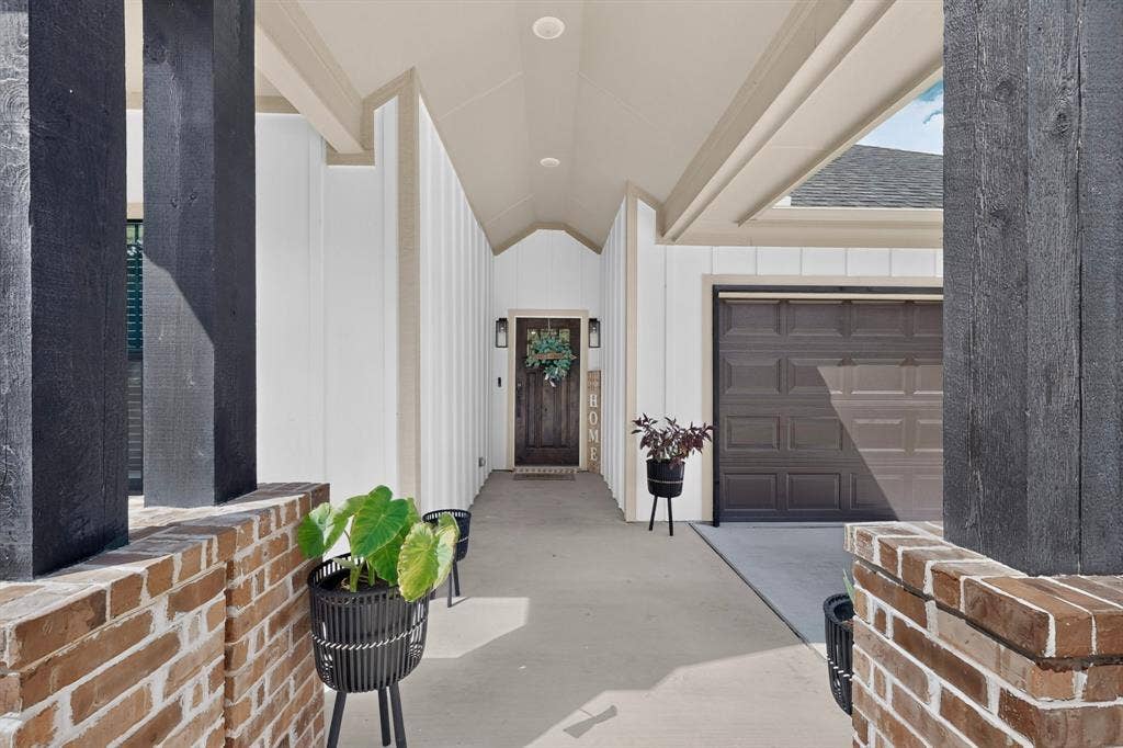 215 1/2 Aldridge Street, Waxahachie, TX 75165 215 1/2 Aldridge Street, Waxahachie, TX 75165