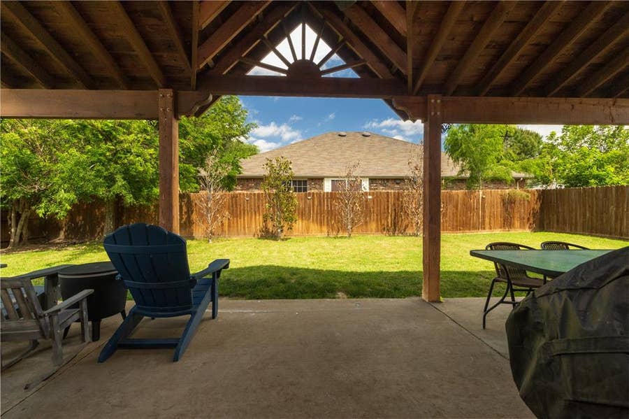 Property photo for 1016 Pebblecreek Drive, Burleson, TX