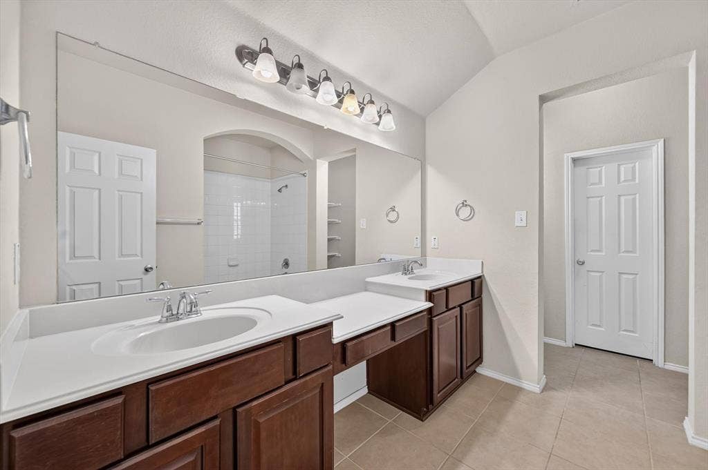 2143 Rains County Road, Forney, TX 75126