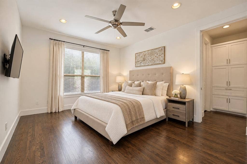 3017 Zenia Drive, Dallas, TX 75204 3017 Zenia Drive, Dallas, TX 75204