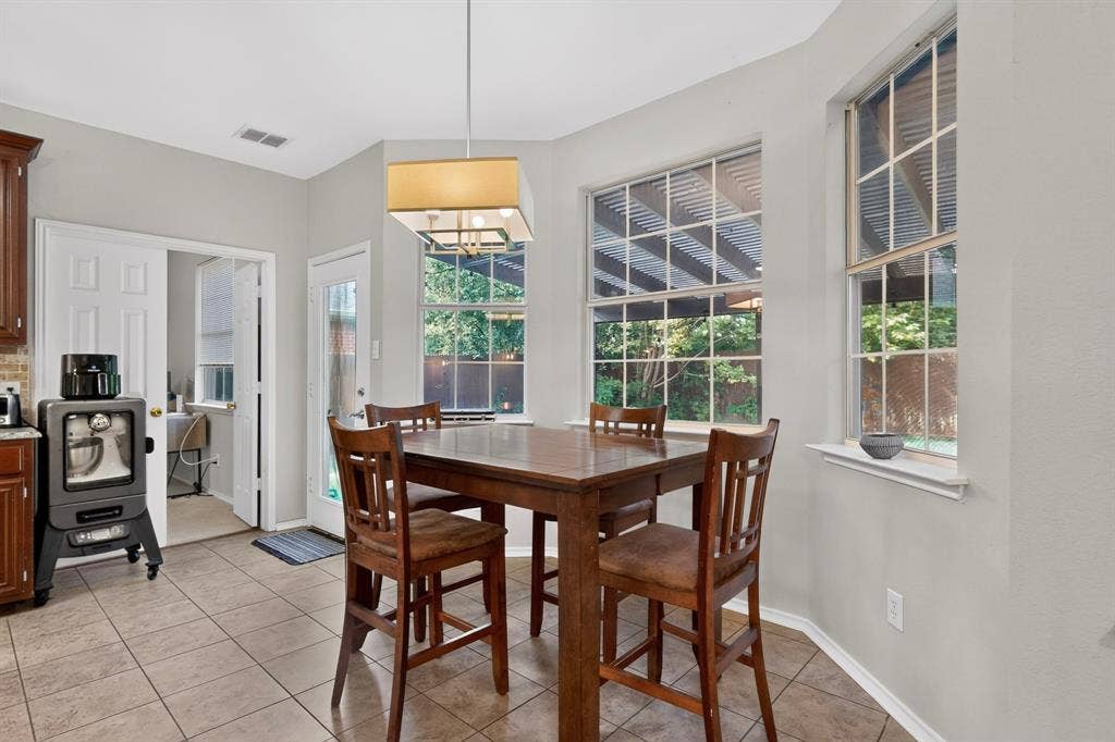 2109 Wentworth Drive, Flower Mound, TX 75028