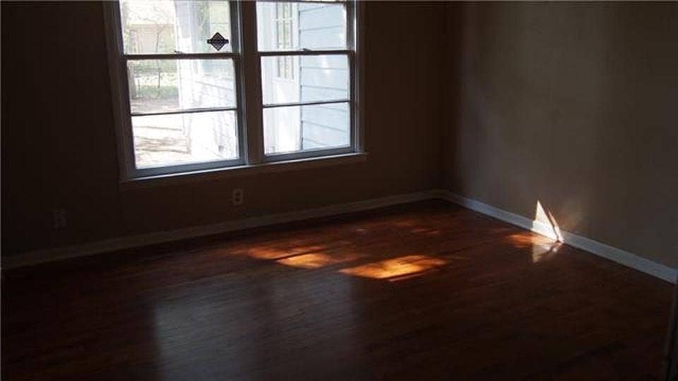 5216 Mallory Drive, Haltom City, TX 76117 5216 Mallory Drive, Haltom City, TX 76117