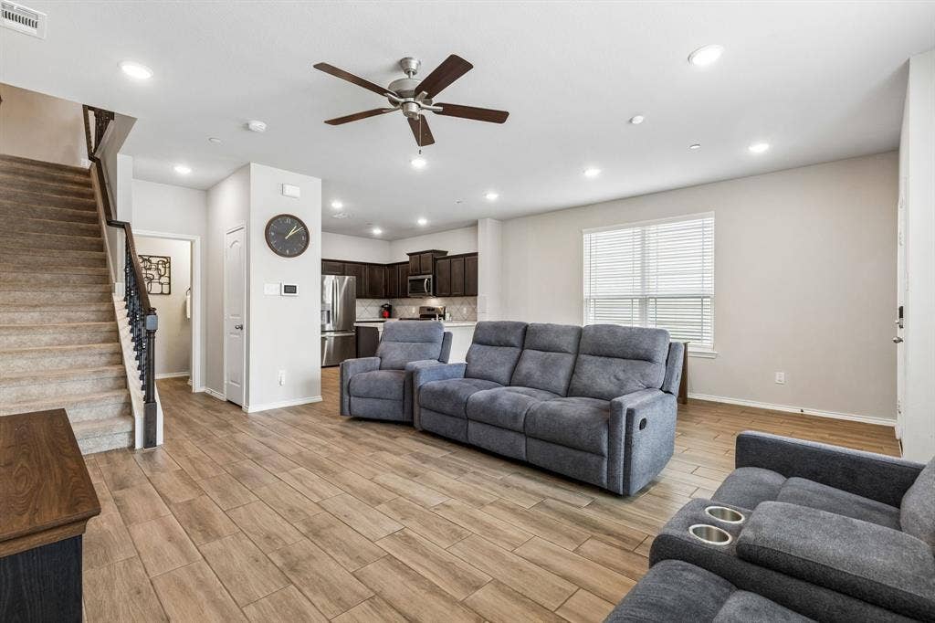 Living room over looking the kitchen