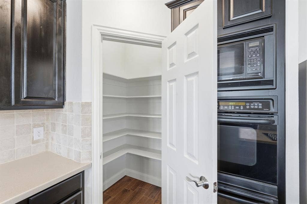 4433 Cedar Elm Circle, Richardson, TX 75082 4433 Cedar Elm Circle, Richardson, TX 75082