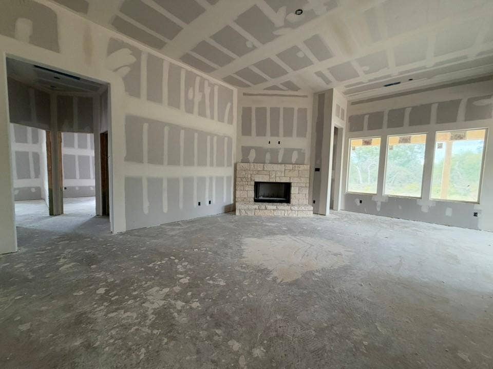 124 Oak Grove Way, Springtown, TX 76082