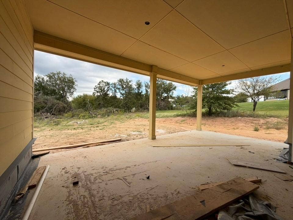 124 Oak Grove Way, Springtown, TX 76082