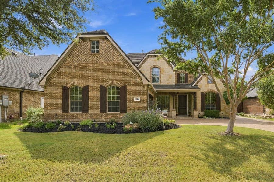Property photo for 2728 Broadway Drive, Trophy Club, TX