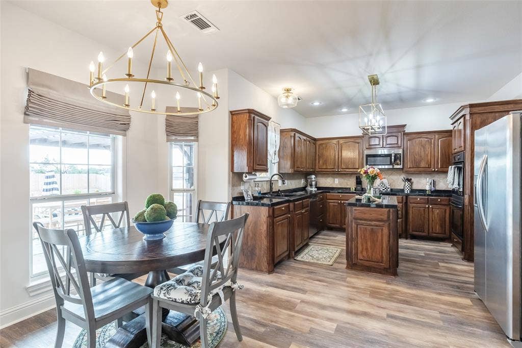8325 Thompson Parkway, Abilene, TX 79606