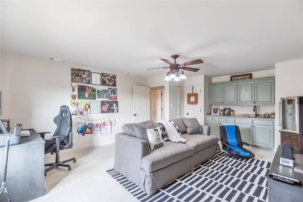 8325 Thompson Parkway, Abilene, TX 79606