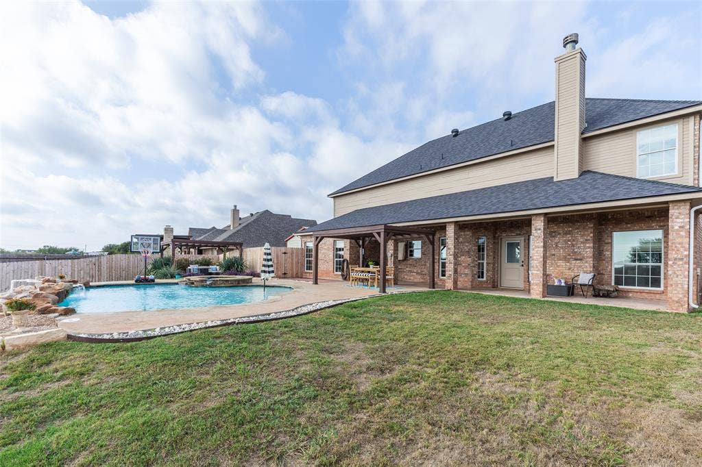 8325 Thompson Parkway, Abilene, TX 79606
