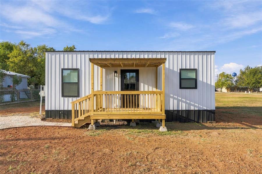Property photo for 311 Judge Hailey Drive, Lott, TX