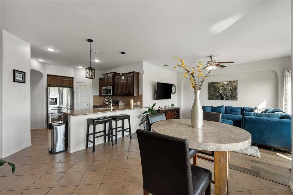 1060 Doe Meadow Drive, Fort Worth, TX 76028