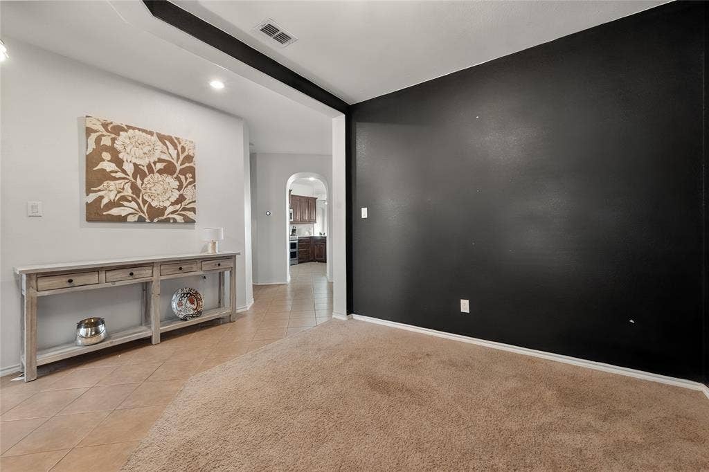 1060 Doe Meadow Drive, Fort Worth, TX 76028