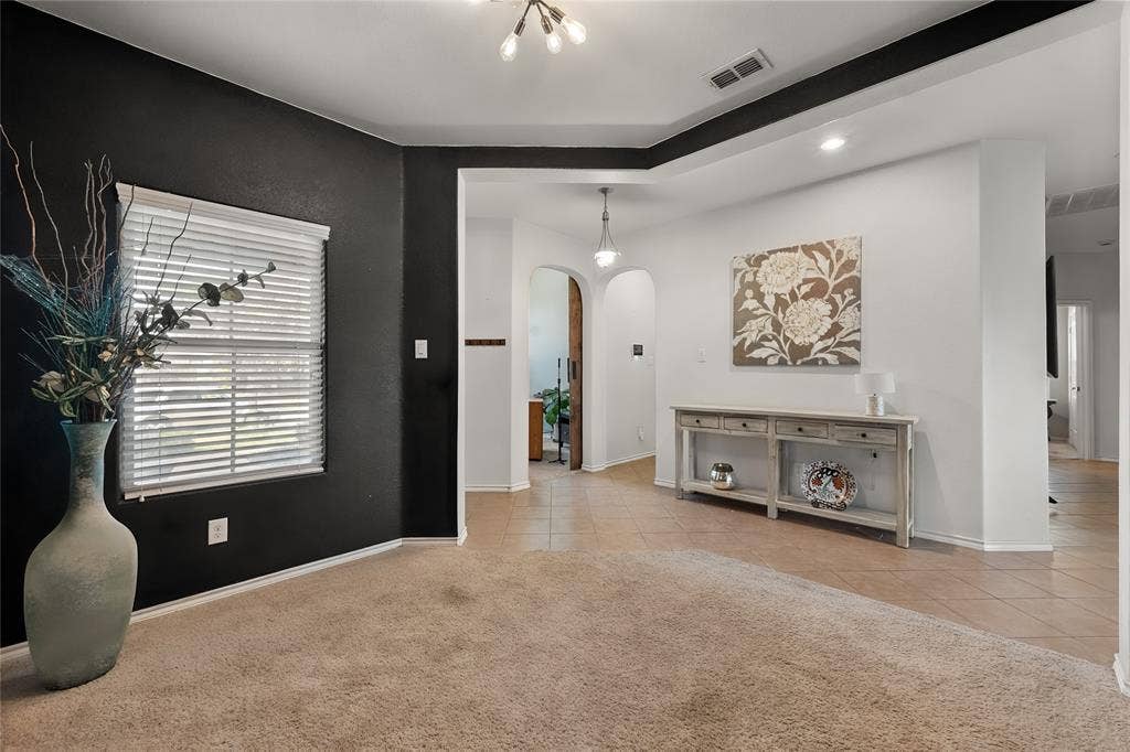 1060 Doe Meadow Drive, Fort Worth, TX 76028