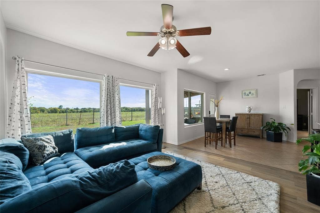 1060 Doe Meadow Drive, Fort Worth, TX 76028