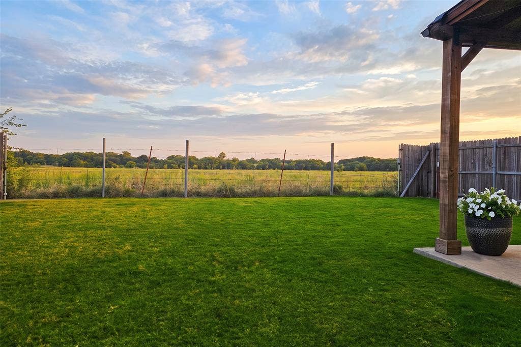 1060 Doe Meadow Drive, Fort Worth, TX 76028