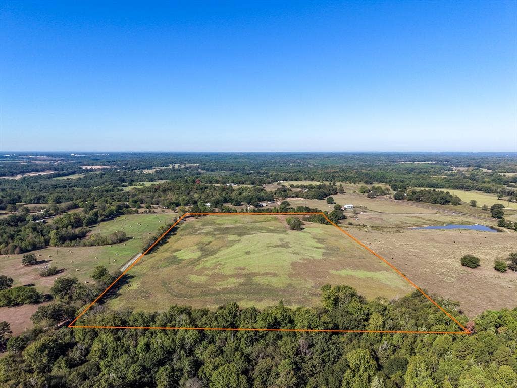 37 County Road SE 4435, Scroggins, TX 75480