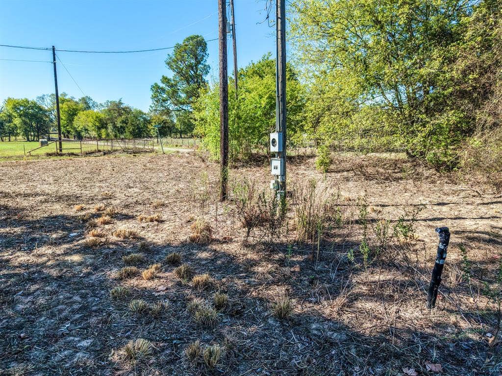 37 County Road SE 4435, Scroggins, TX 75480