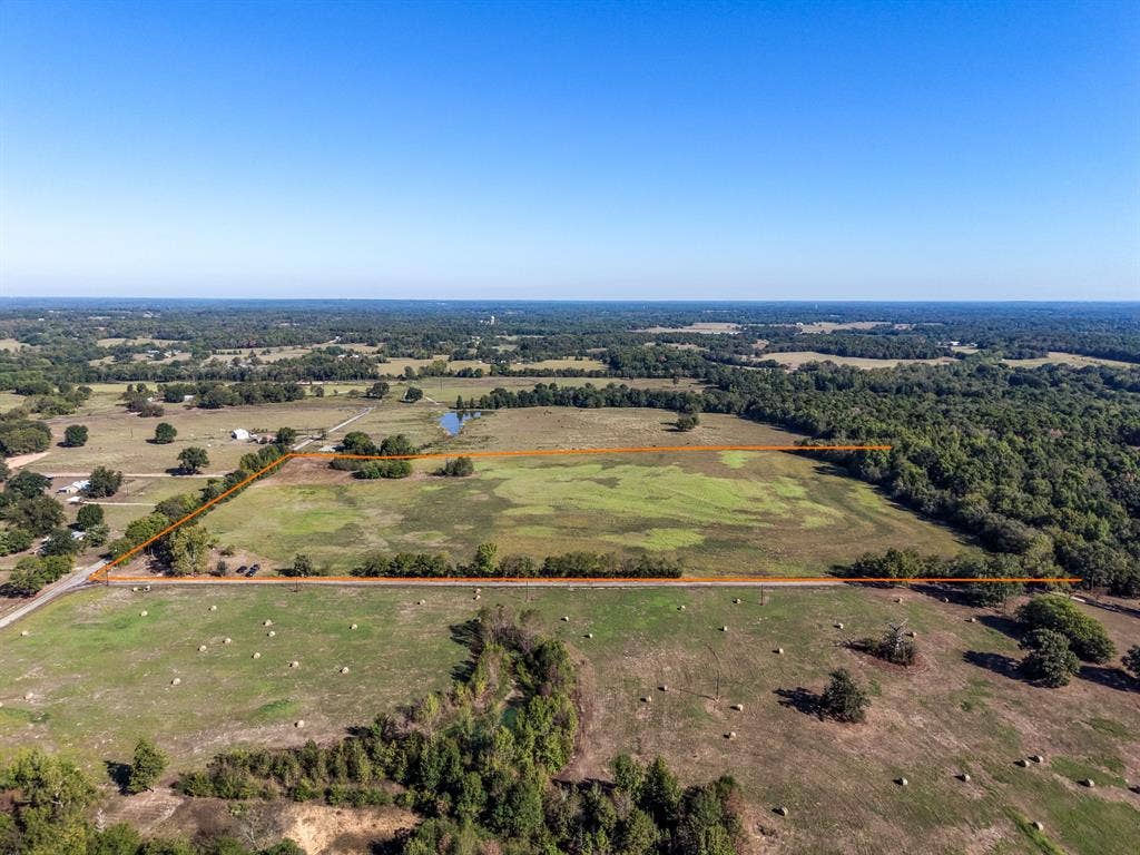 37 County Road SE 4435, Scroggins, TX 75480