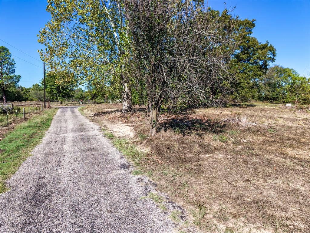 37 County Road SE 4435, Scroggins, TX 75480