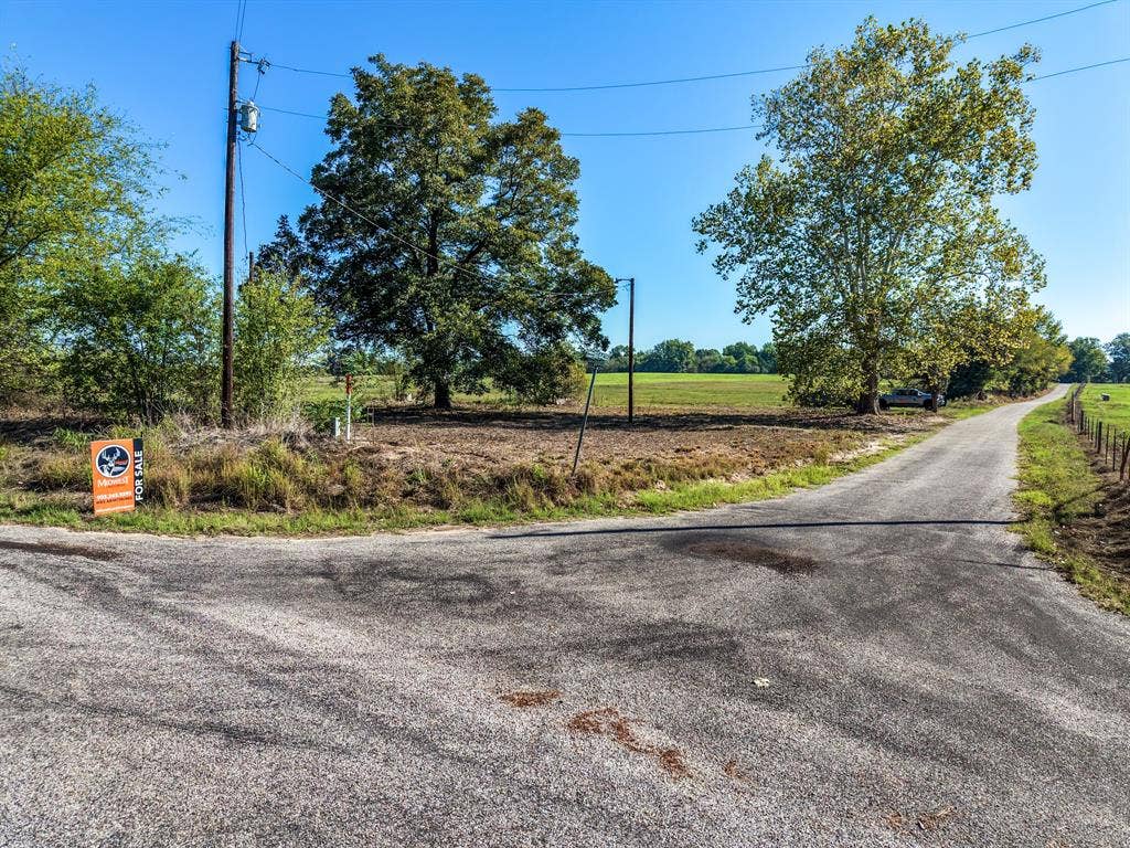 37 County Road SE 4435, Scroggins, TX 75480