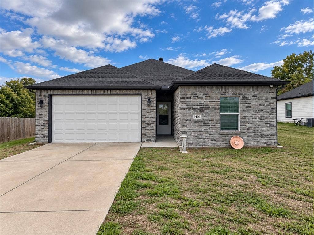 3101 Spencer Street, Greenville, TX 75401