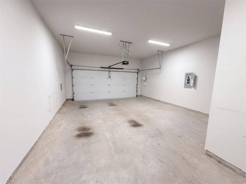 563 Torrey Pines Circle, Heath, TX 75032