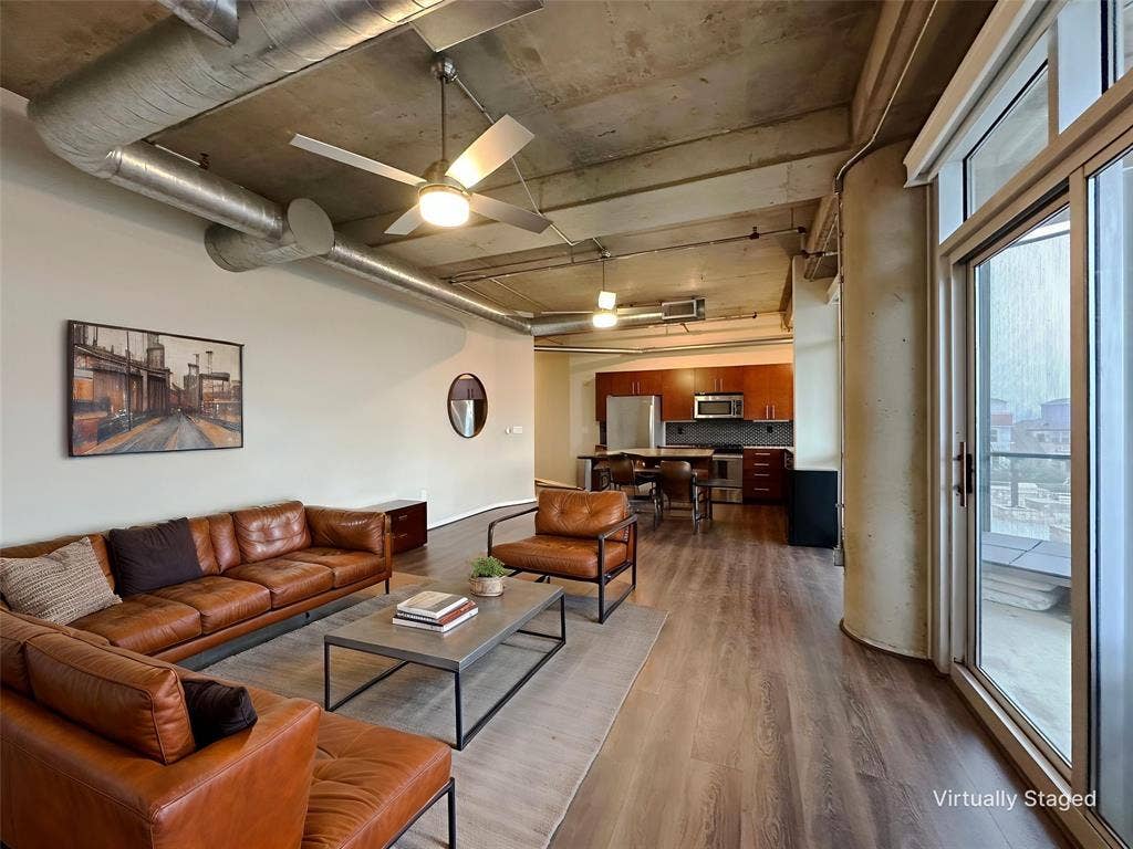 1001 Belleview Street, #307, Dallas, TX 75215 Different furniture configurations in this veryflexible space