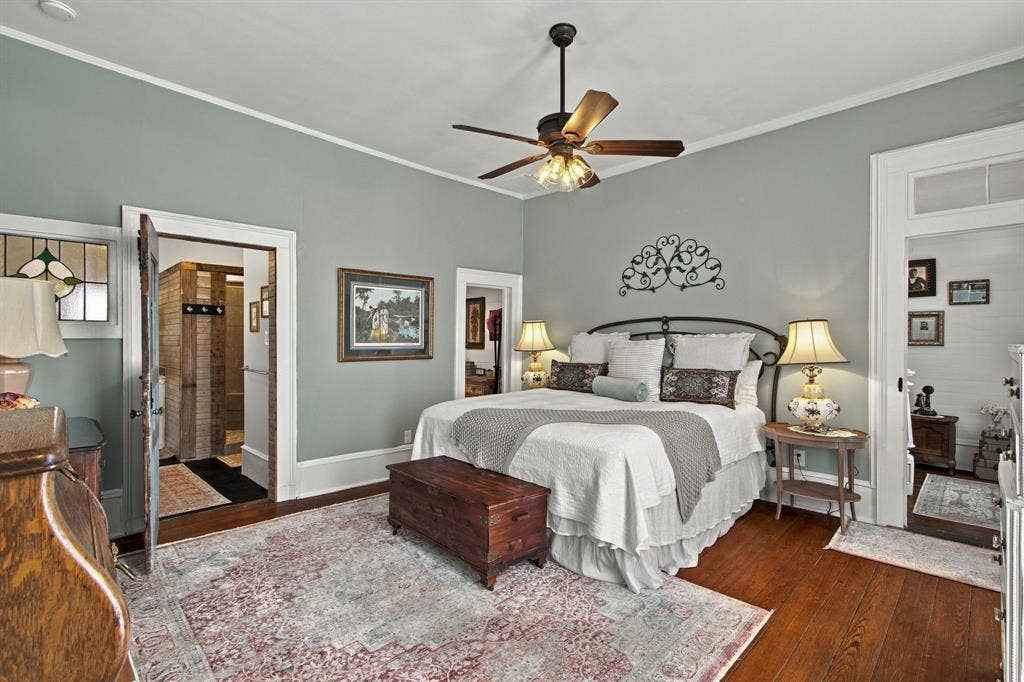 616 W Virginia Street, McKinney, TX 75069 616 W Virginia Street, McKinney, TX 75069